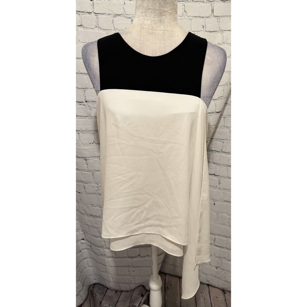 BCBGMAXAZRIA color block sleeveless Black & White top Size Medium